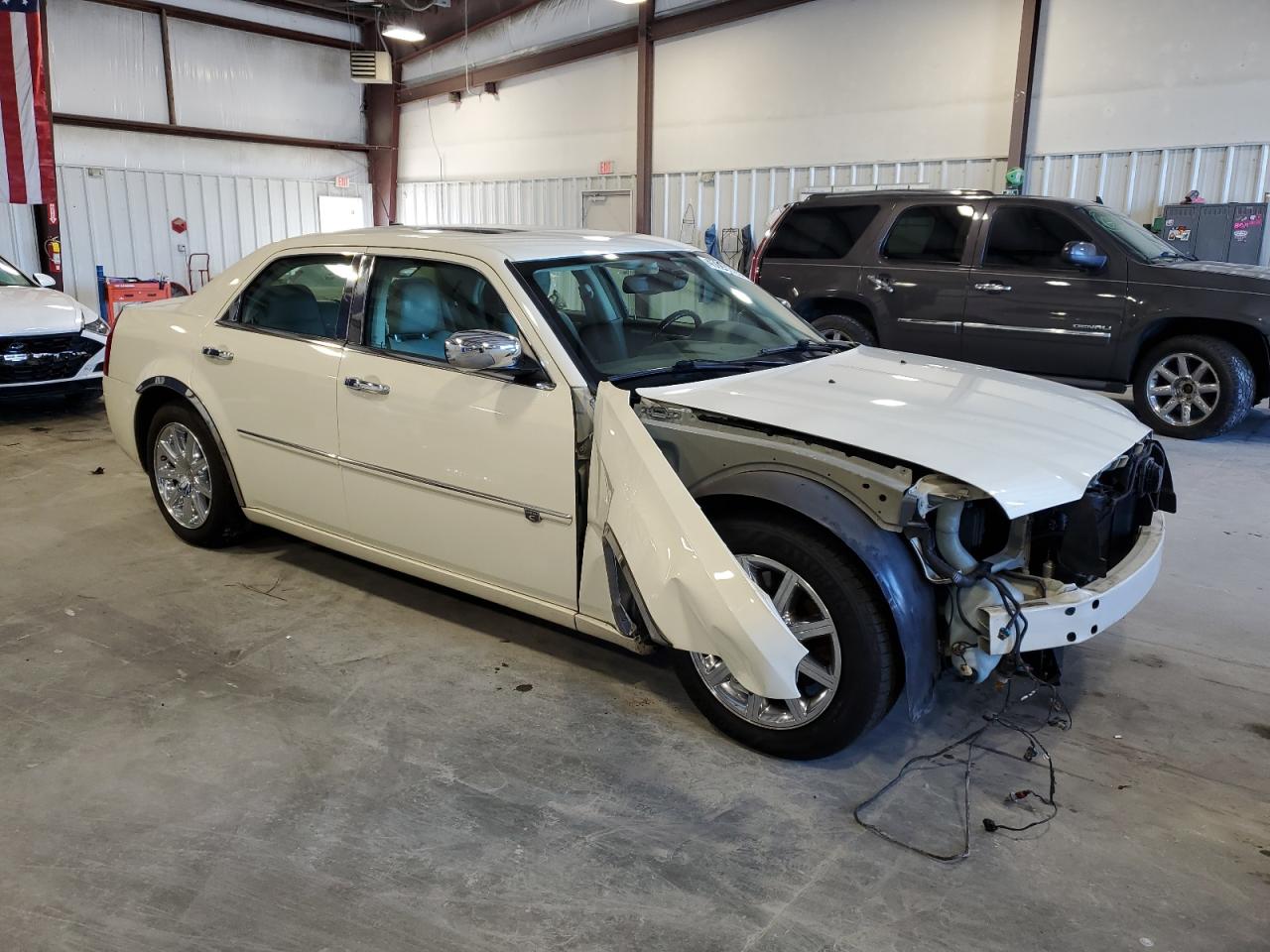 2008 Chrysler 300 - Image 4