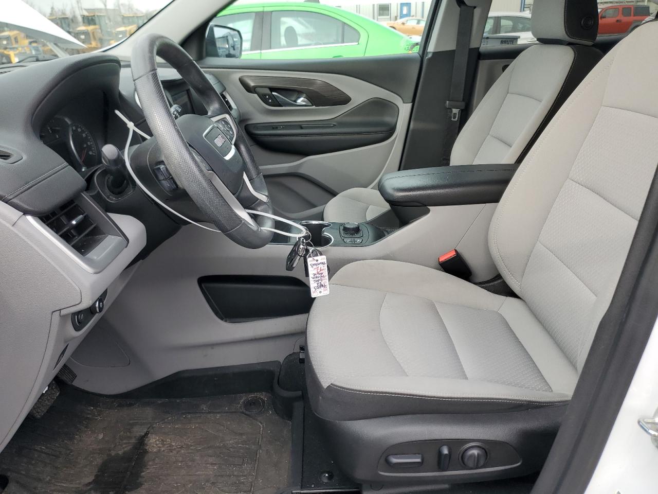 2022 GMC Terrain - Image 7