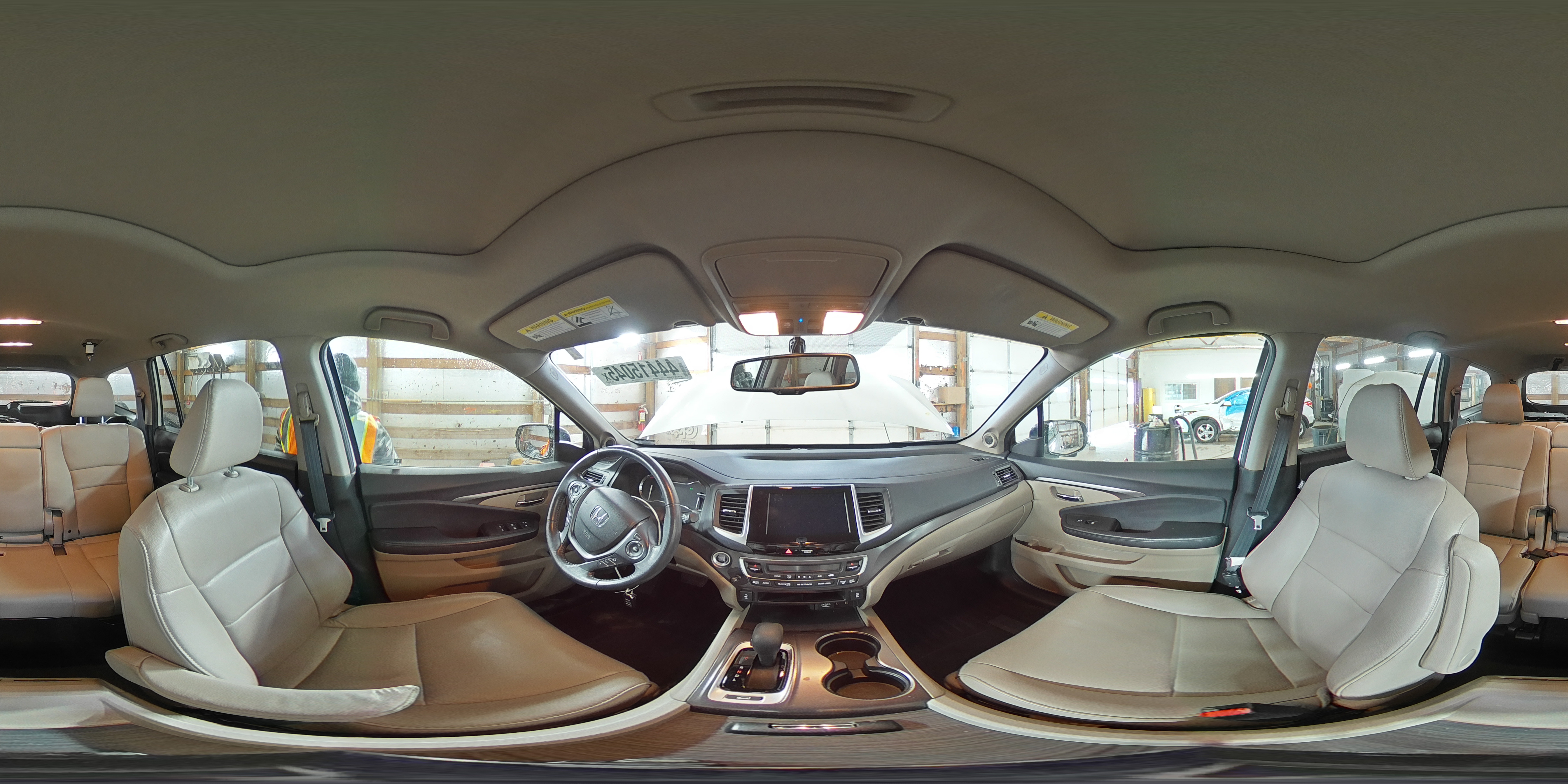 2017 Honda Pilot - Image 16