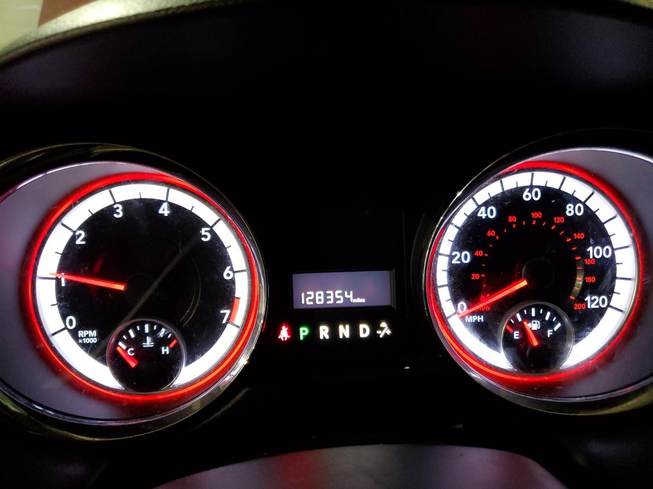 2014 Dodge Caravan - Image 9