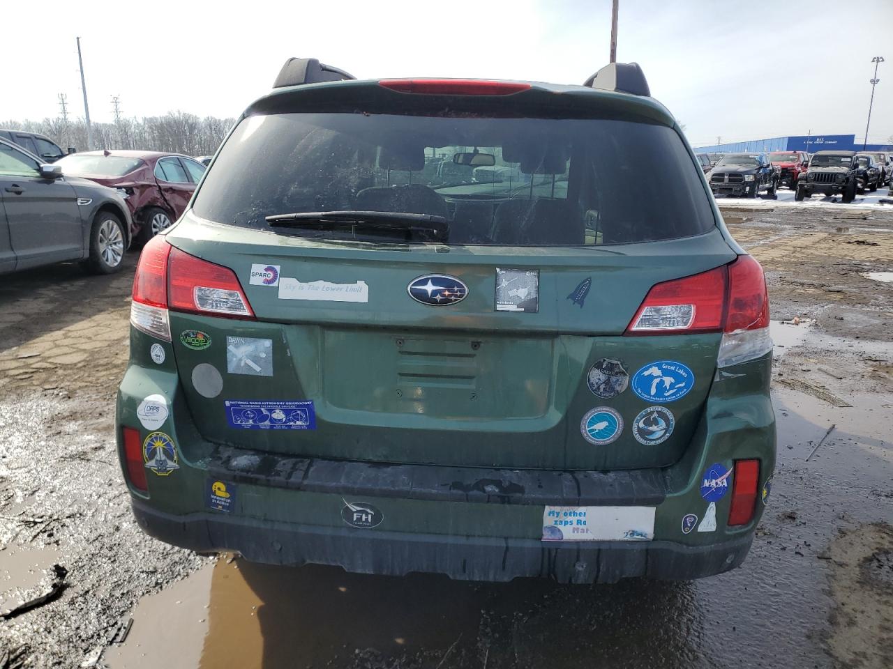 2012 Subaru Outback - Image 6
