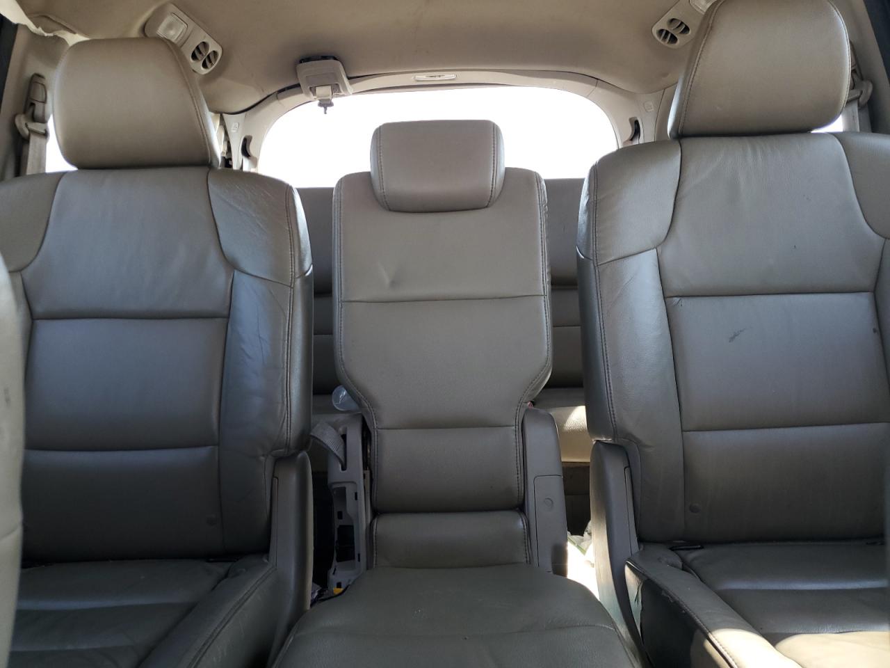 2012 Honda Odyssey - Image 10