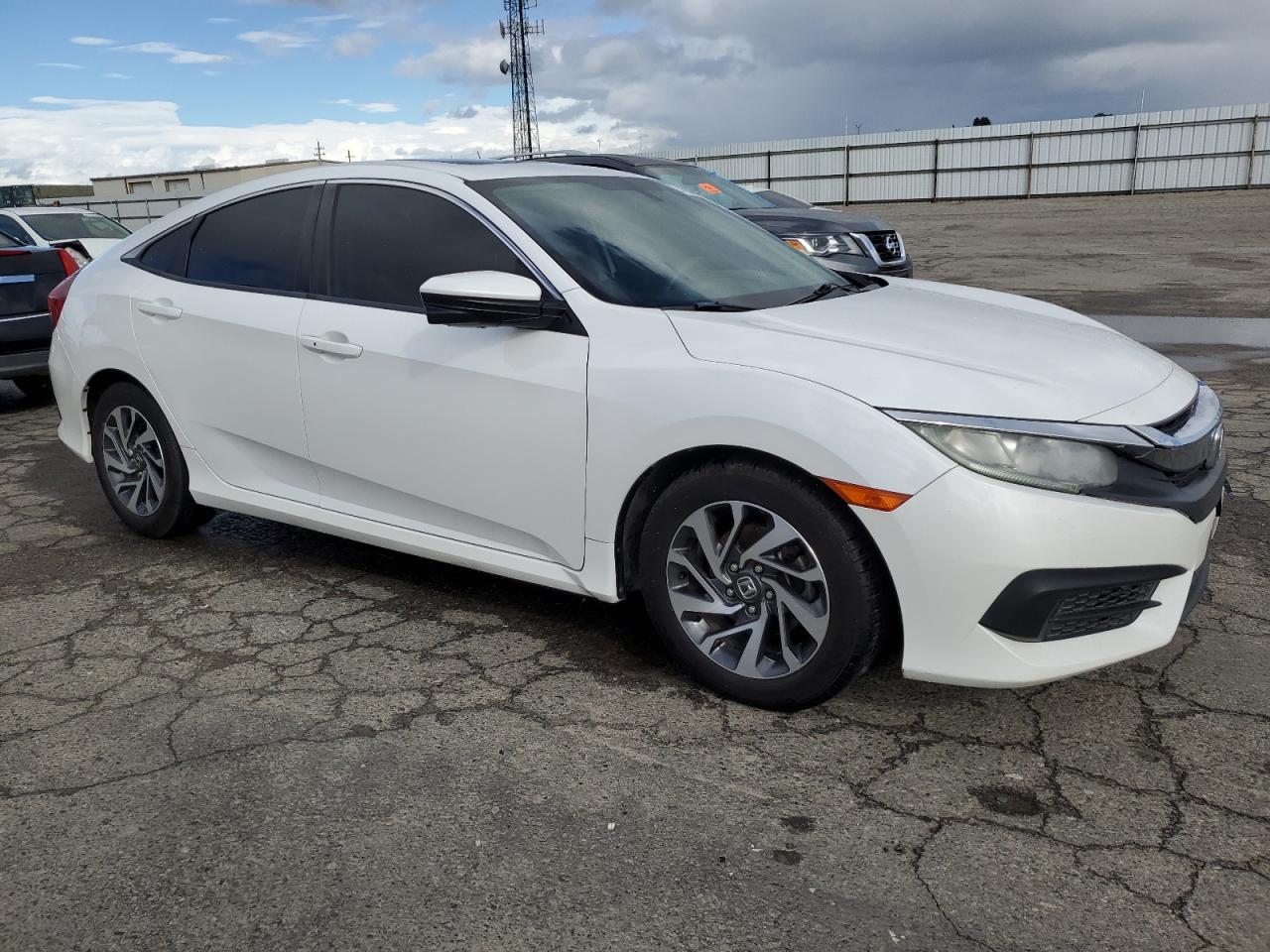 2HGFC2F70JH575845 HONDA CIVIC 2018