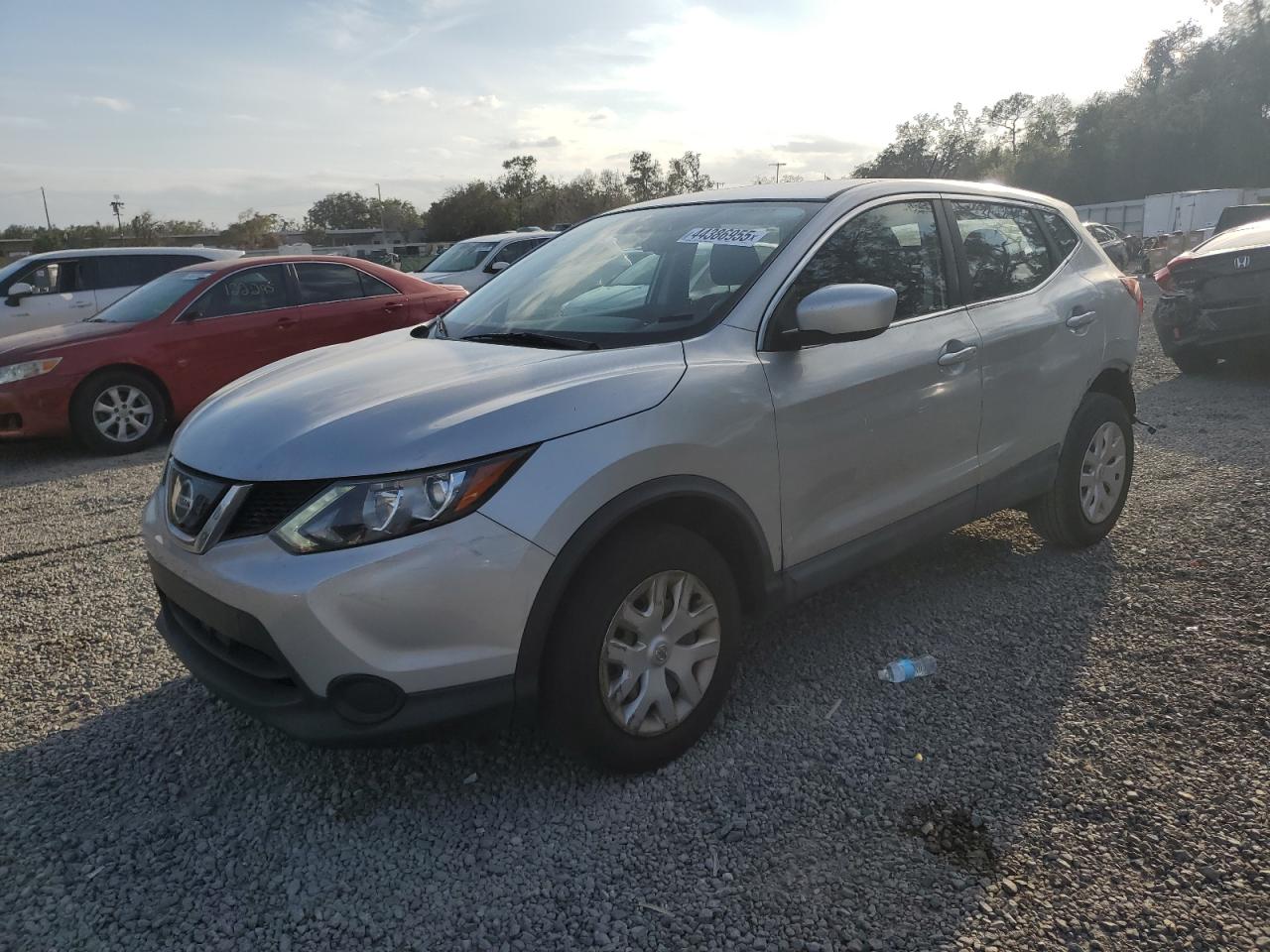 2019 Nissan Rogue - Image 1