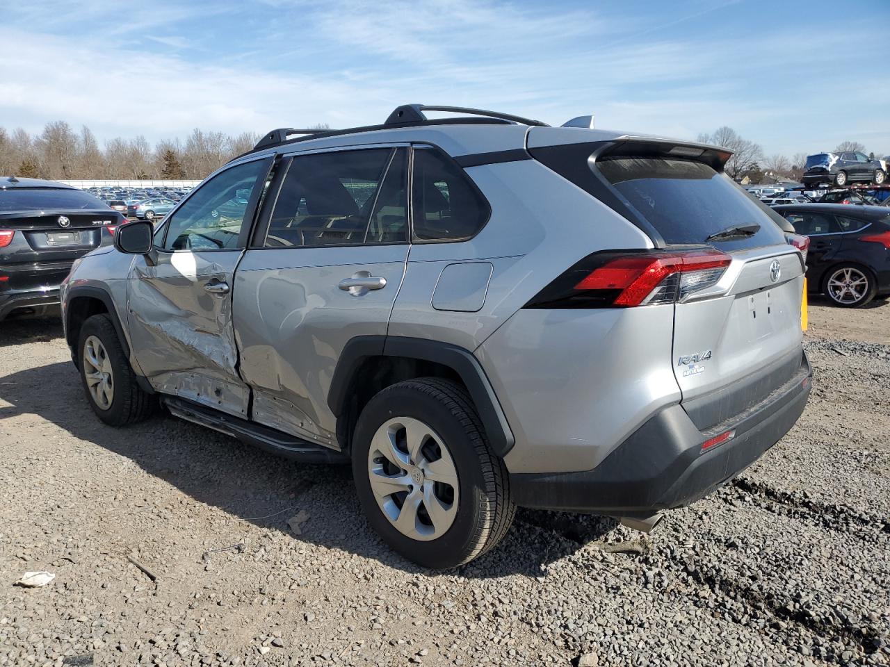2019 Toyota RAV 4 - Image 2