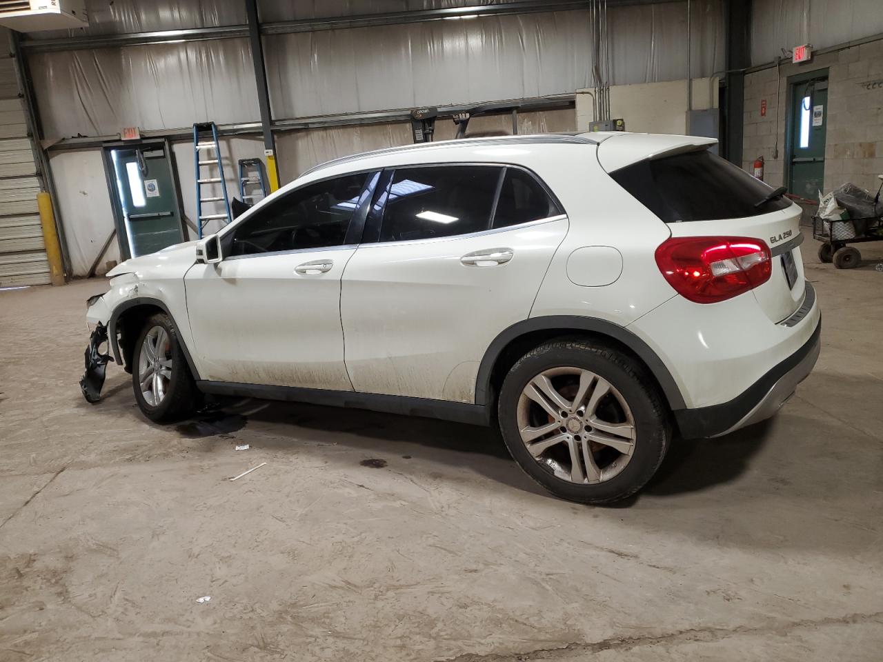 2016 Mercedes-Benz GLA-klasse - Image 2