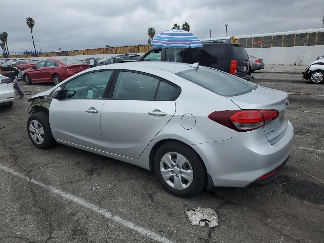 2017 Kia Forte - Image 2