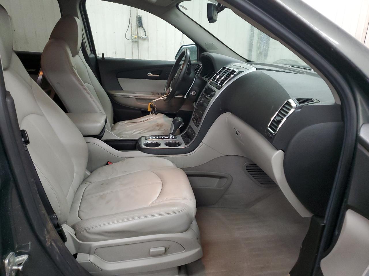 2011 GMC Acadia - Image 7