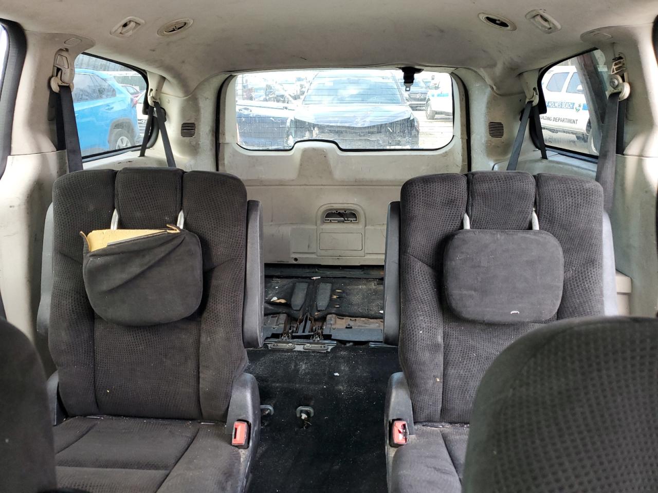 2016 Dodge Caravan - Image 10
