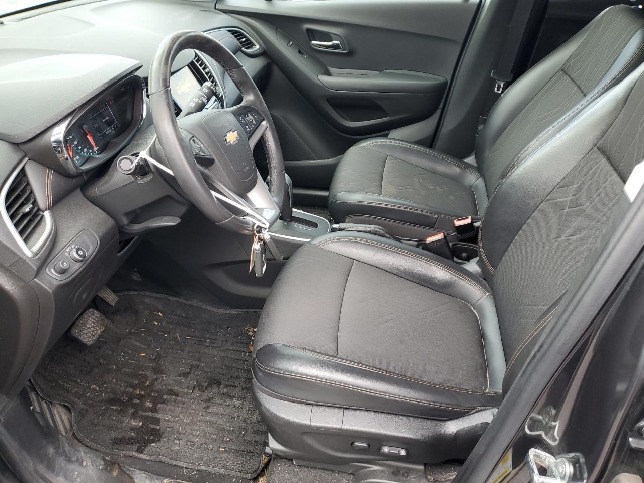 KL7CJLSB9JB726615 CHEVROLET TRAX 2018