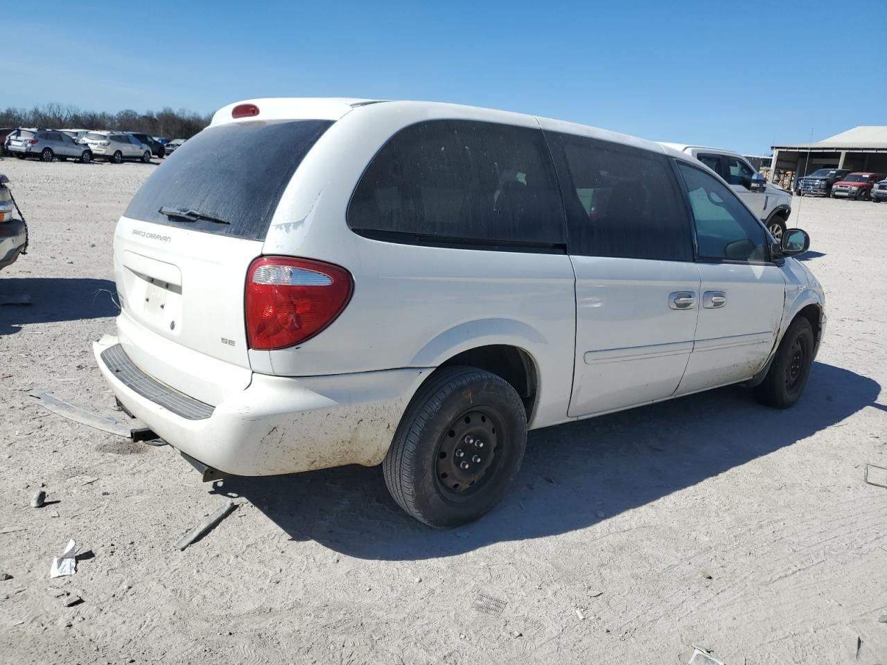 2005 Dodge Caravan - Image 3