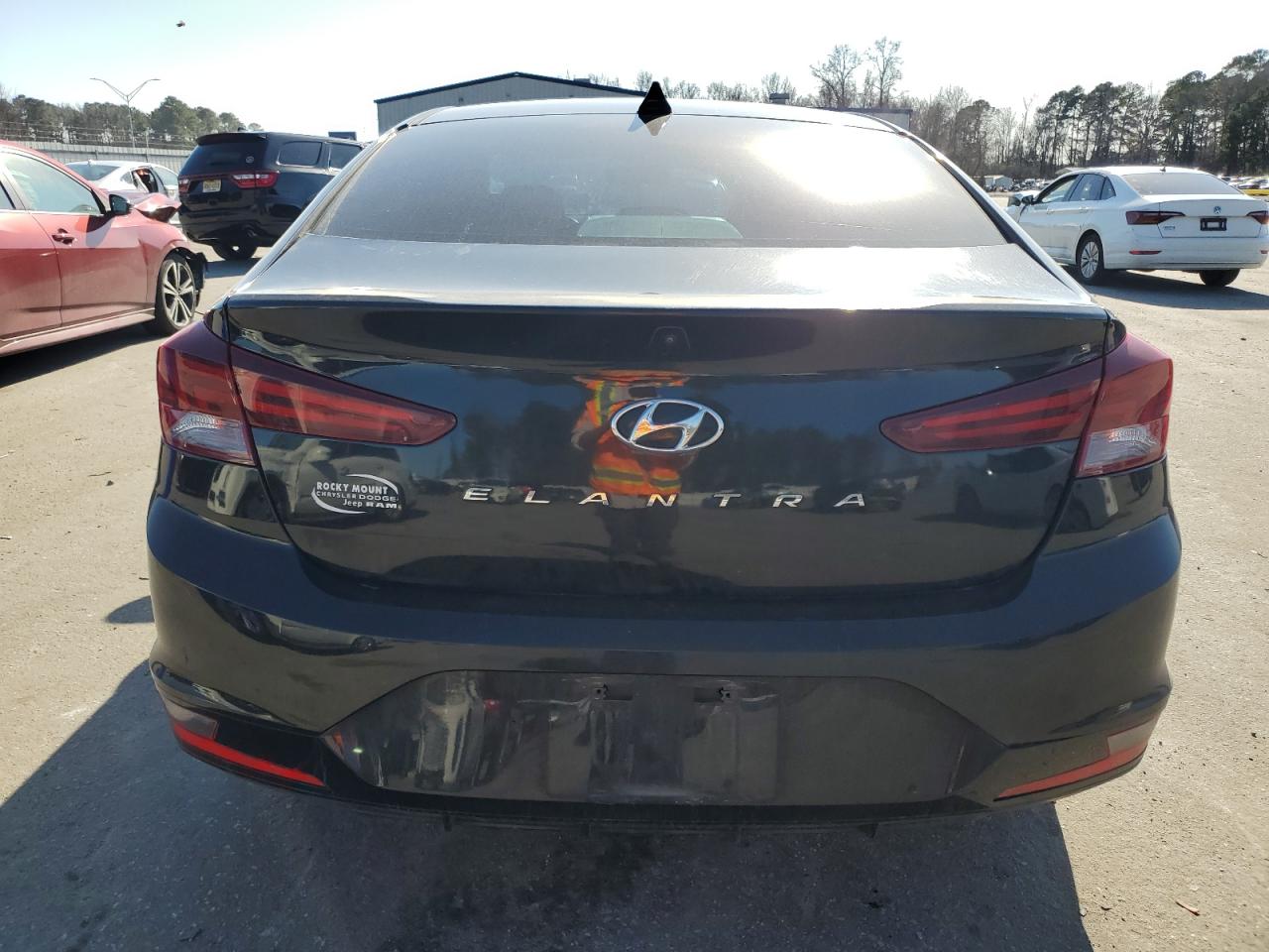2019 Hyundai Elantra - Image 6