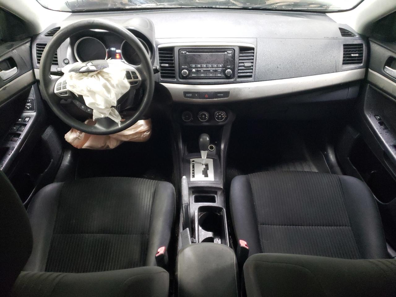 2015 Mitsubishi Lancer - Image 8