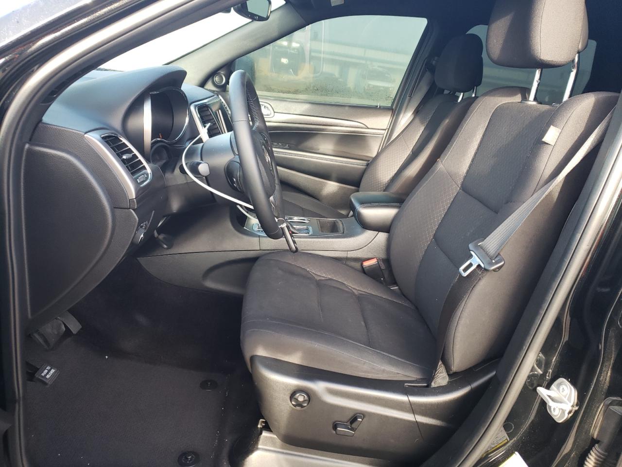 2018 Jeep Grand Cherokee - Image 7