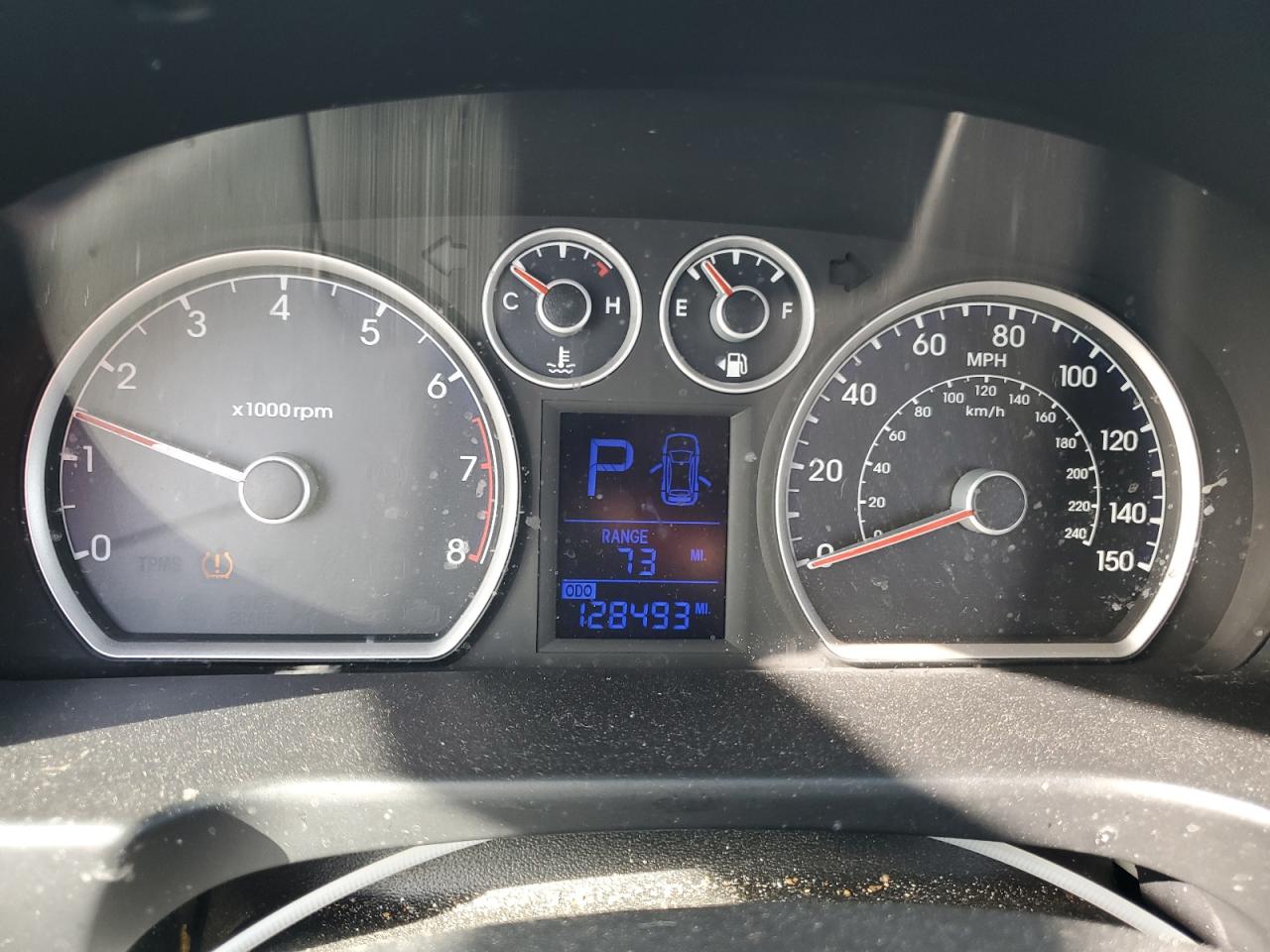 2012 Hyundai Elantra - Image 9