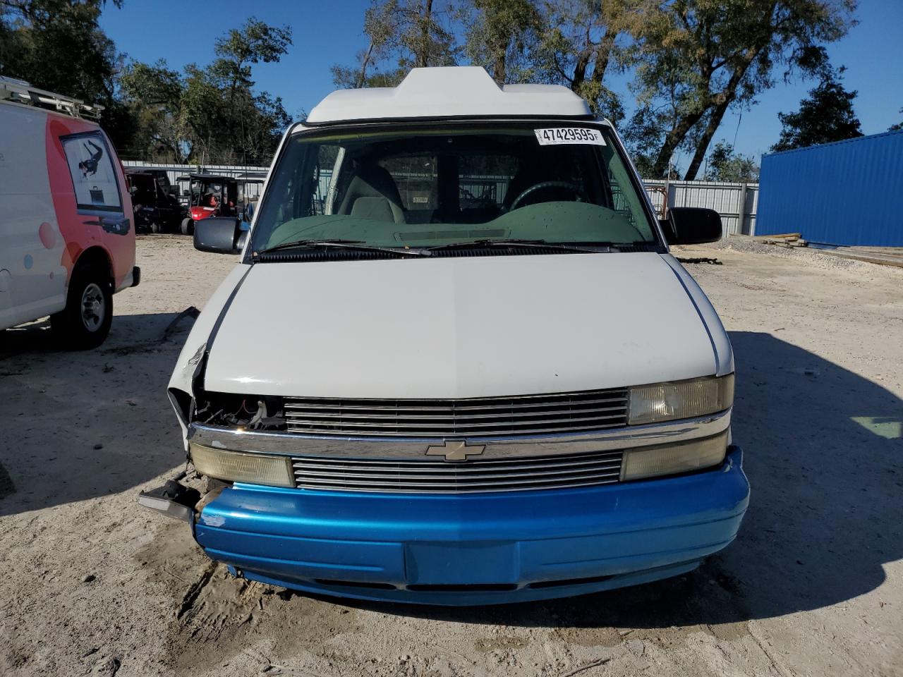 1997 Chevrolet Astro - Image 5
