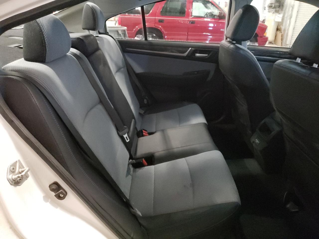 2018 Subaru Legacy - Image 10