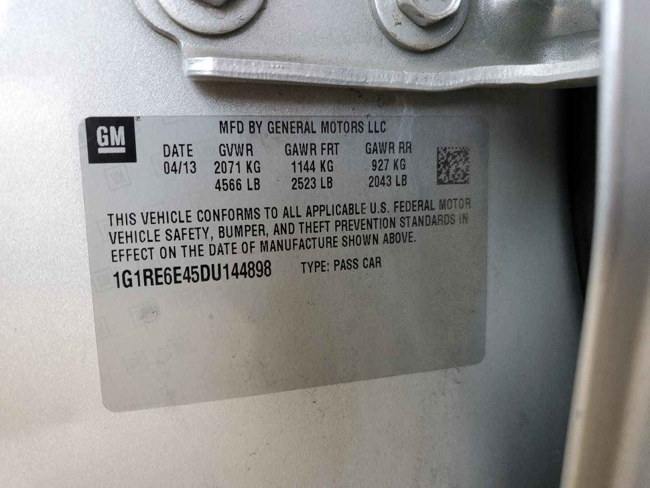 2013 Chevrolet Volt - Image 12