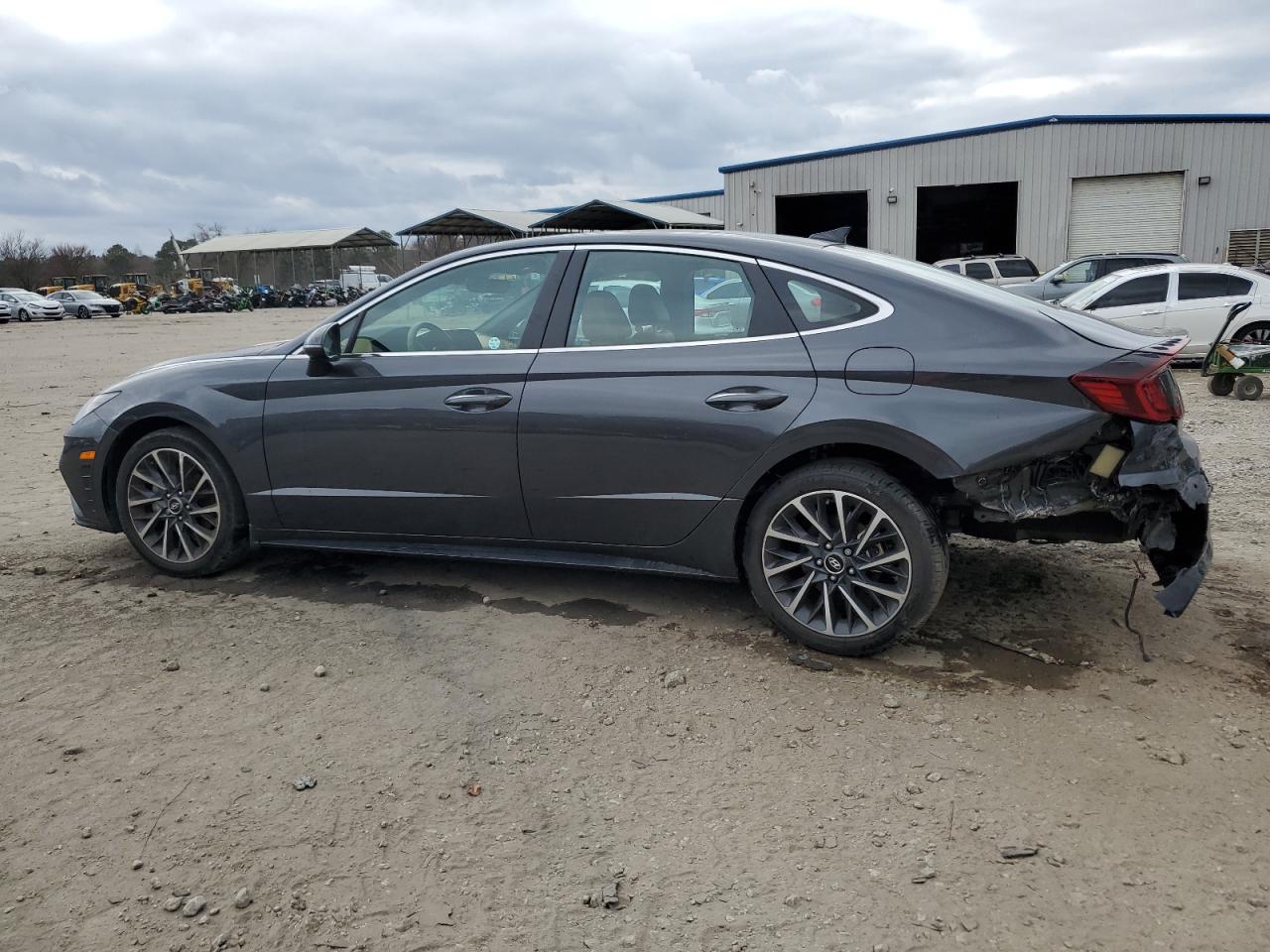 2021 Hyundai Sonata - Image 2