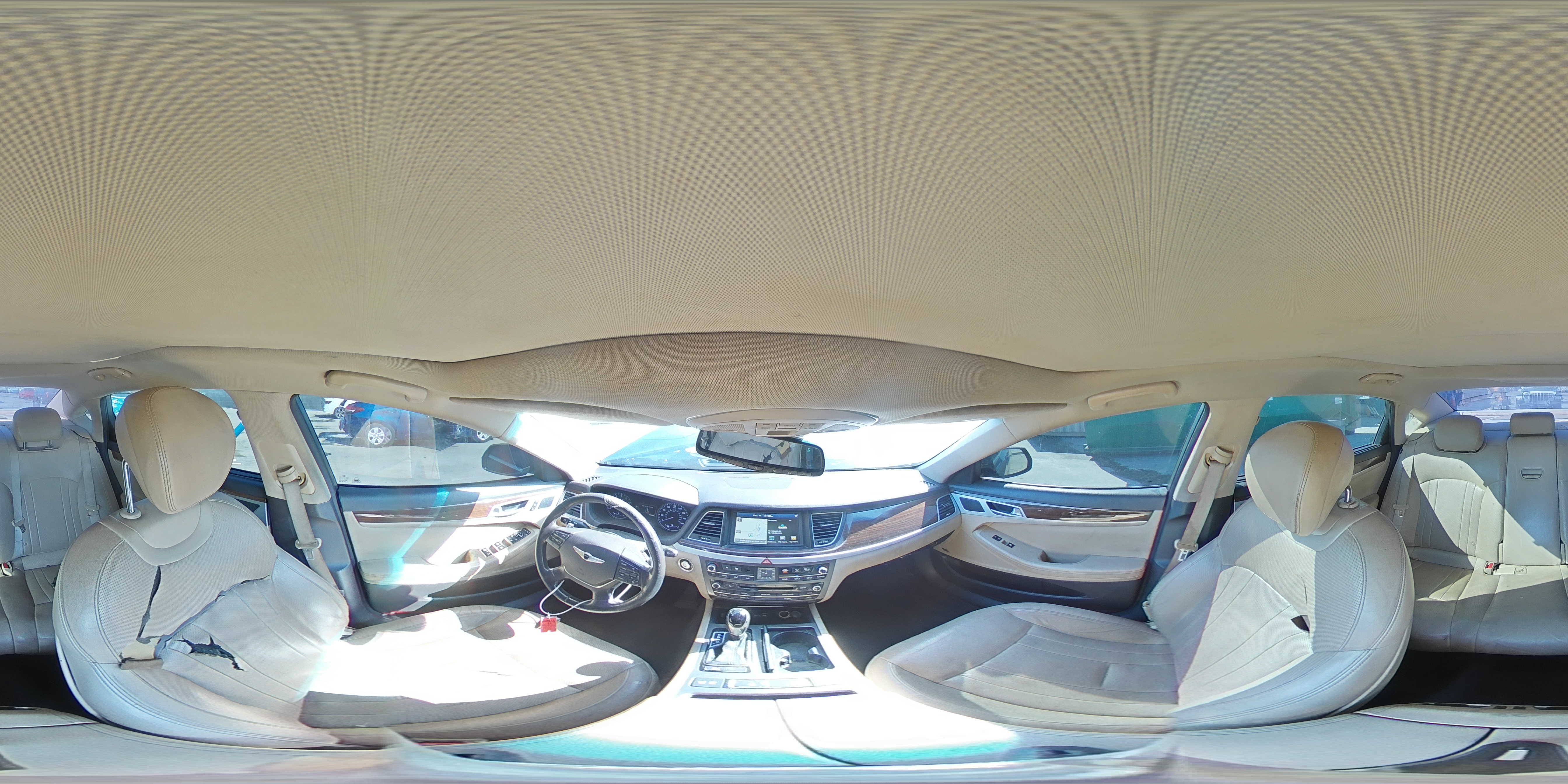 2015 Hyundai Genesis - Image 15