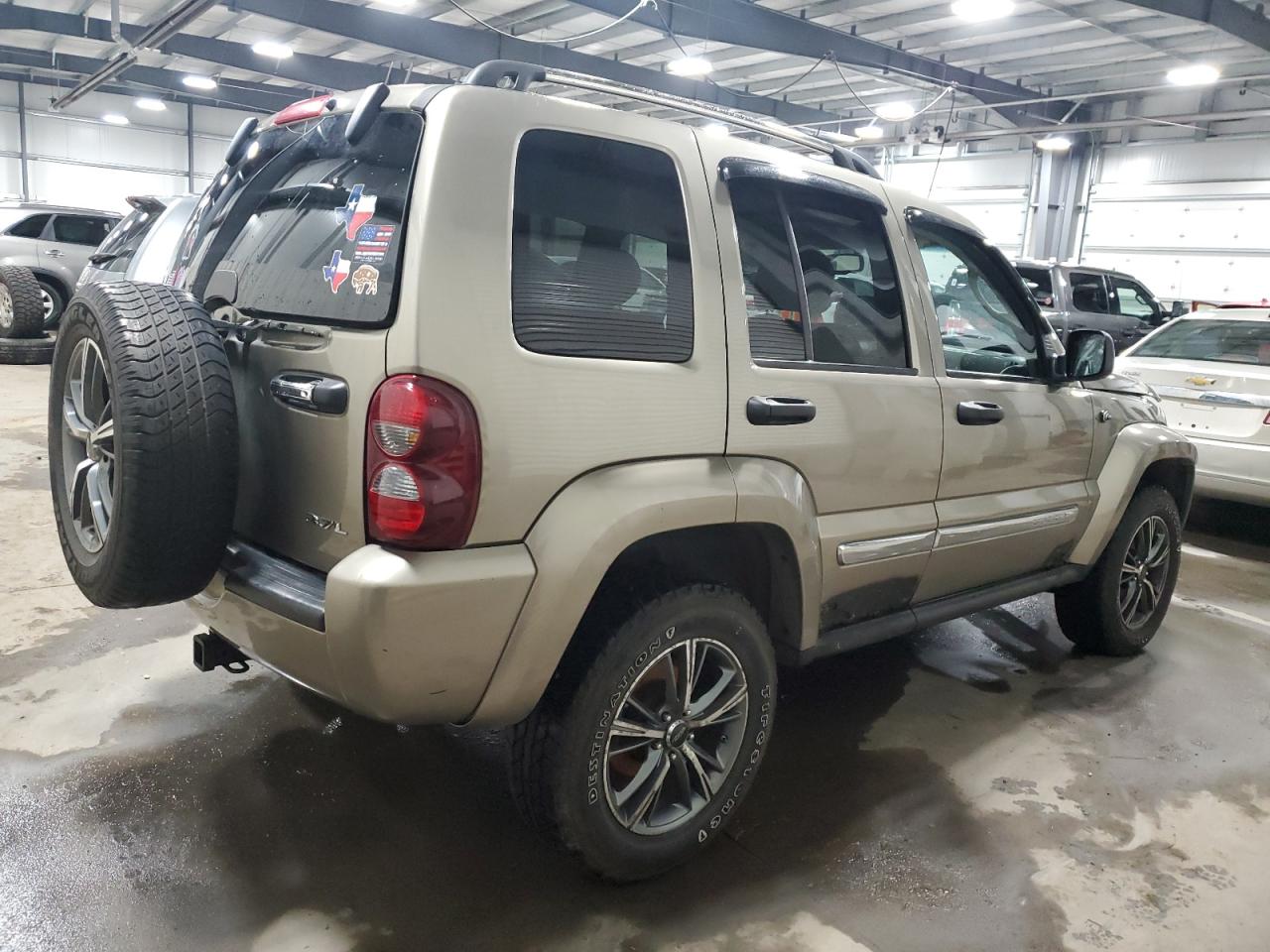 2007 Jeep Liberty (North America) - Image 3