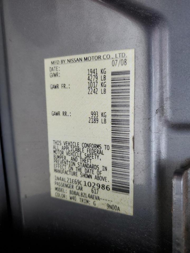 2009 Nissan Altima - Image 12