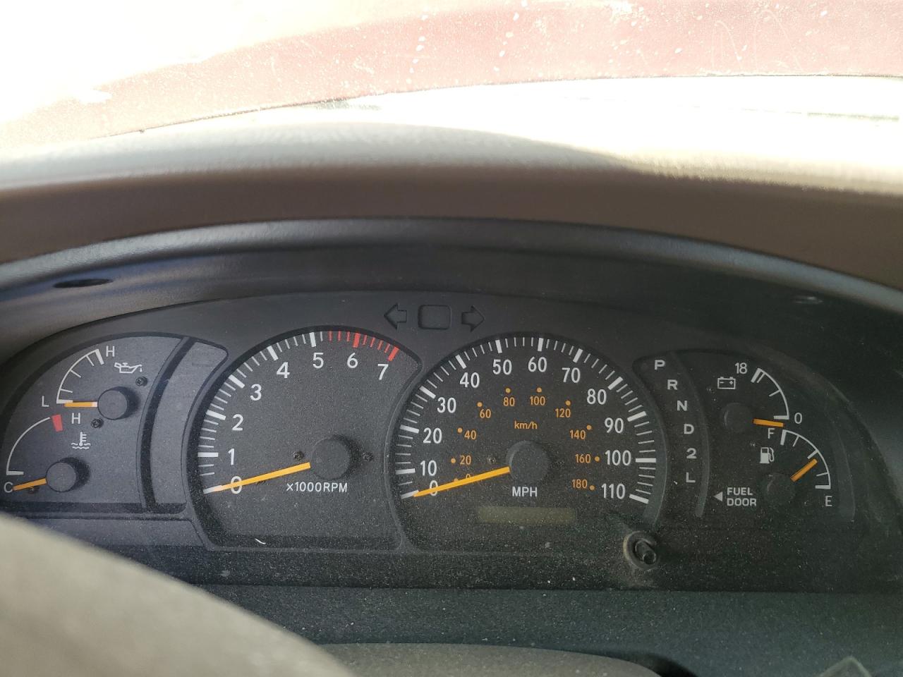2004 Toyota Tundra - Image 9