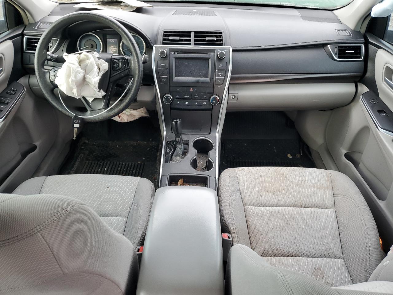 2016 Toyota Camry - Image 8