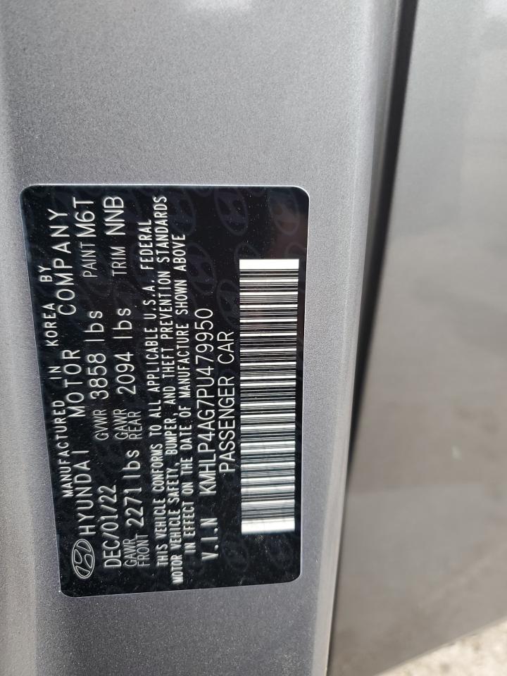 2023 Hyundai Elantra - Image 12