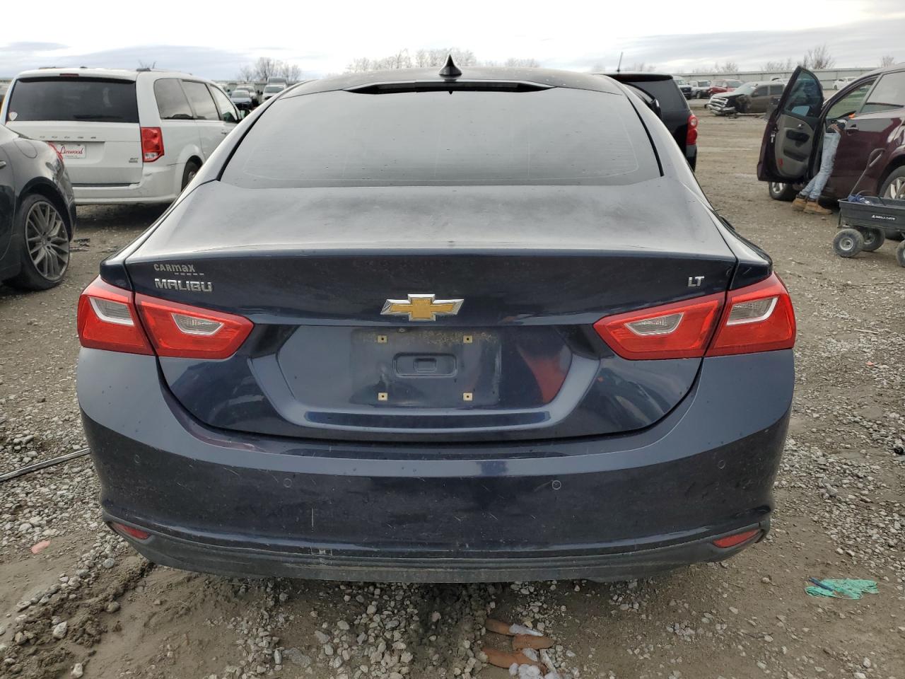 2016 Chevrolet Malibu - Image 6