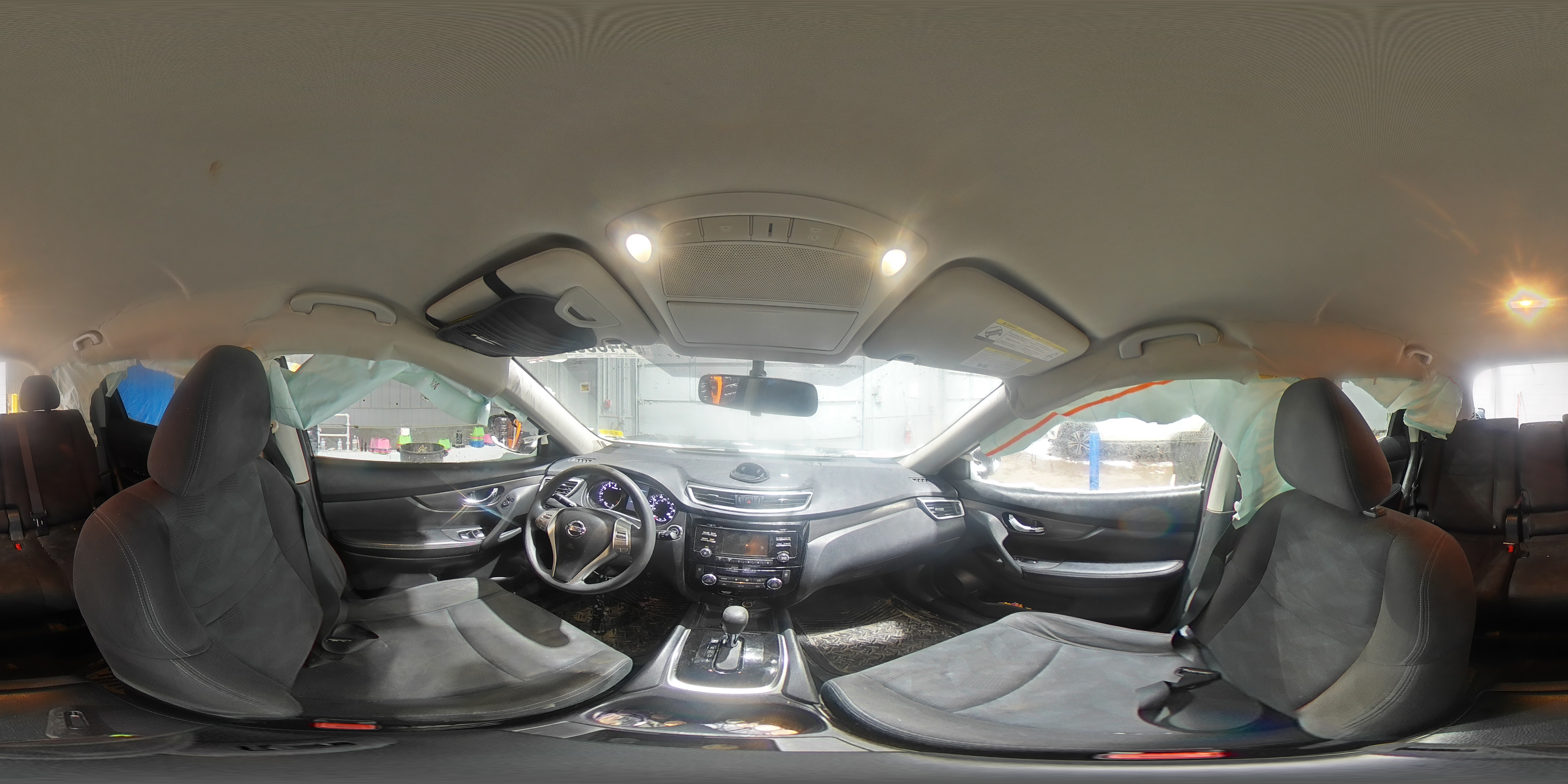 2015 Nissan Rogue - Image 14