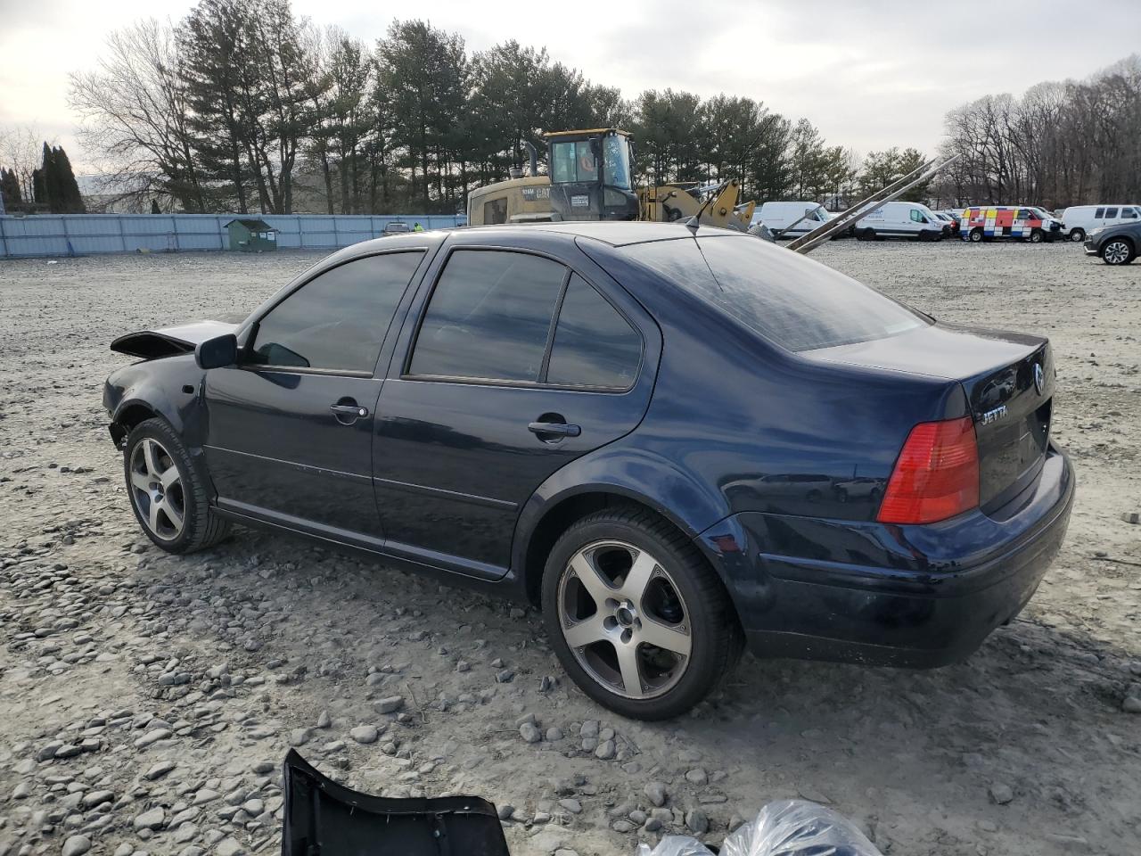2000 Volkswagen Jetta - Image 2