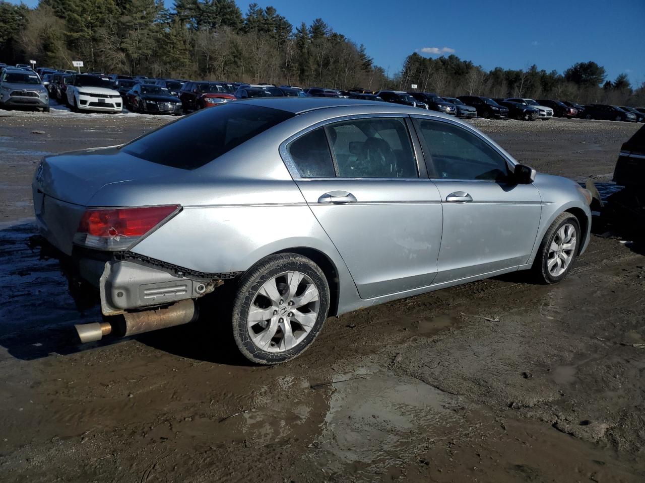 2009 Honda Accord - Image 3