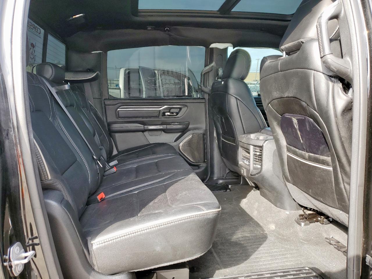 2022 RAM 1500 - Image 10