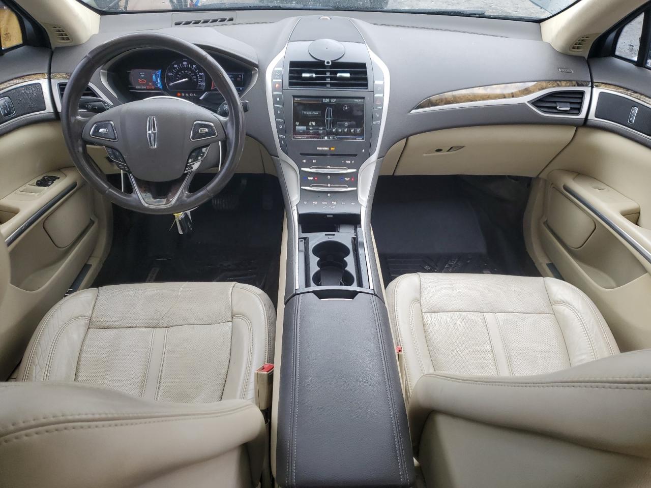 2015 Lincoln MKZ - Image 8