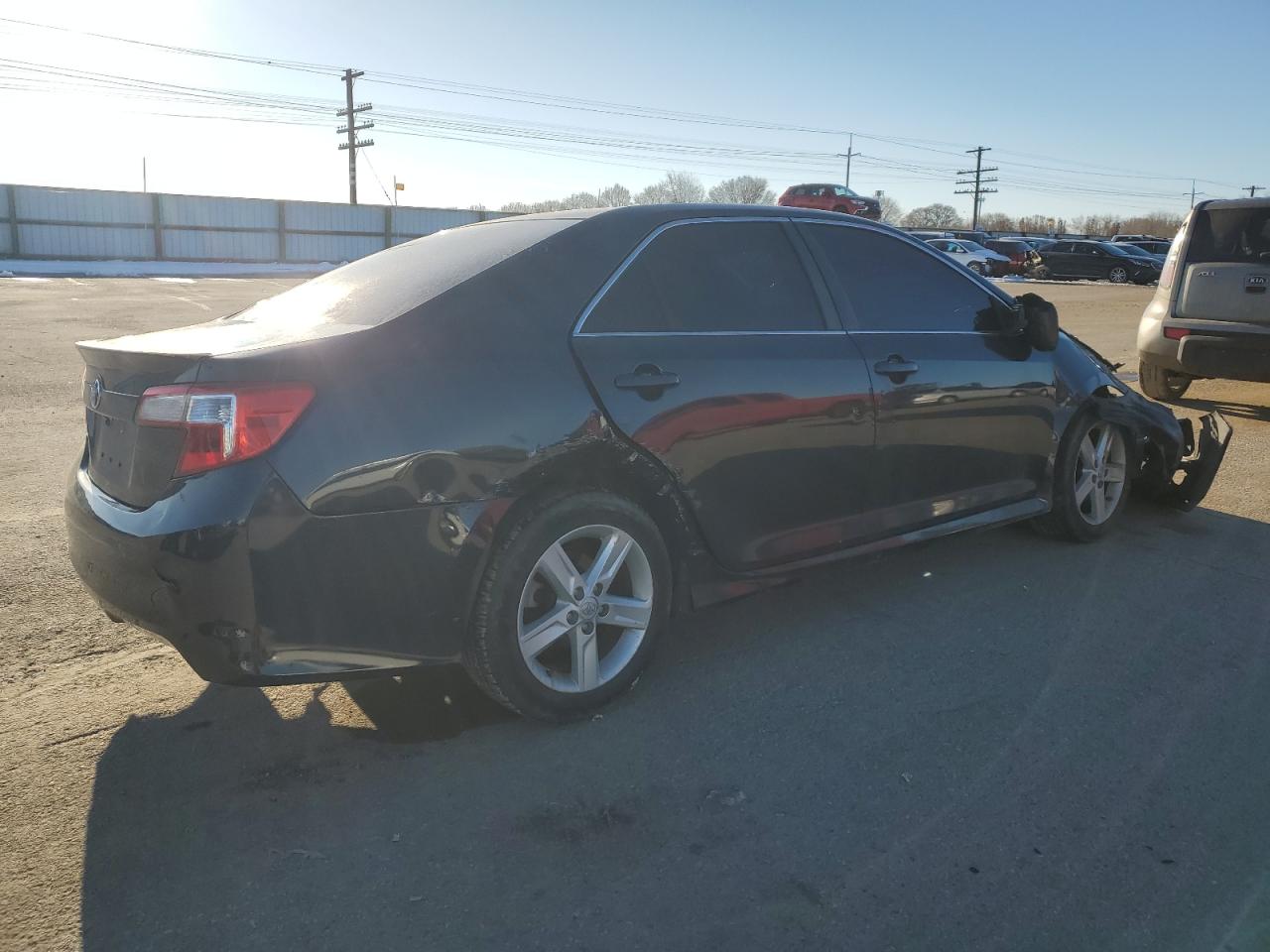 2014 Toyota Camry - Image 3