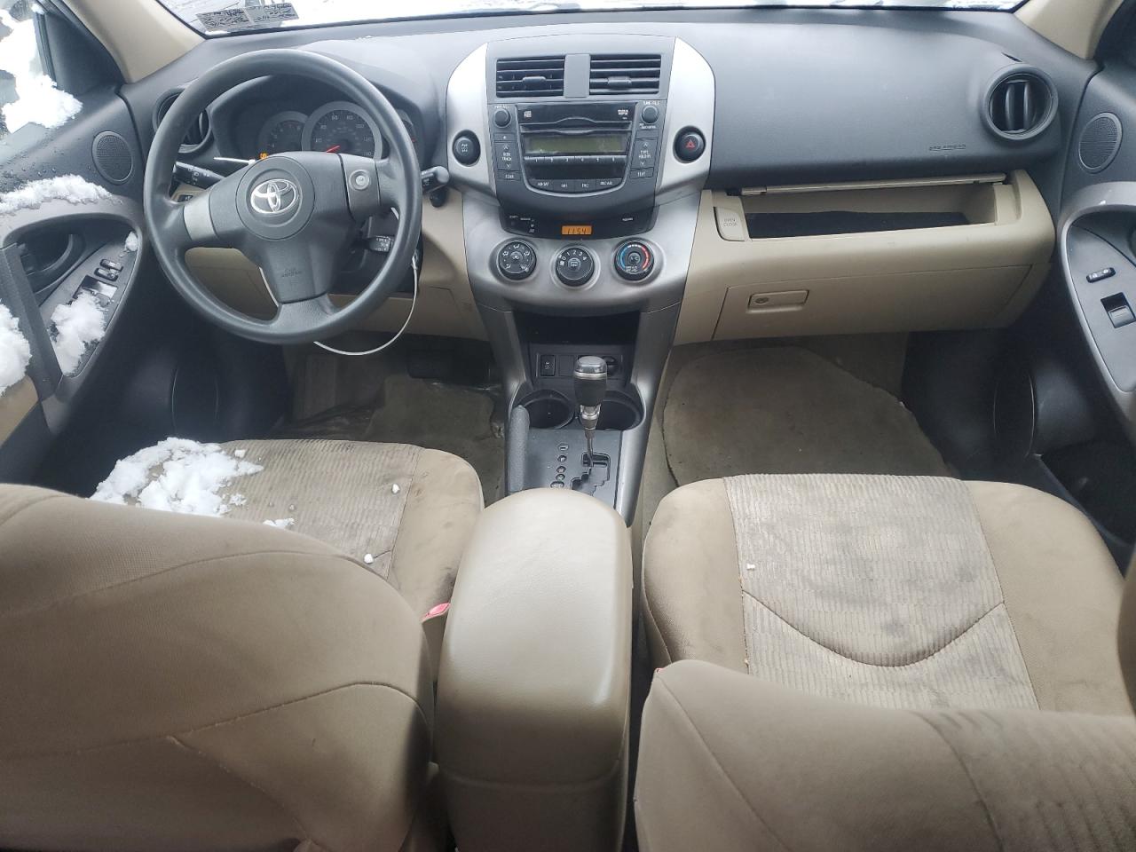 2011 Toyota RAV 4 - Image 8