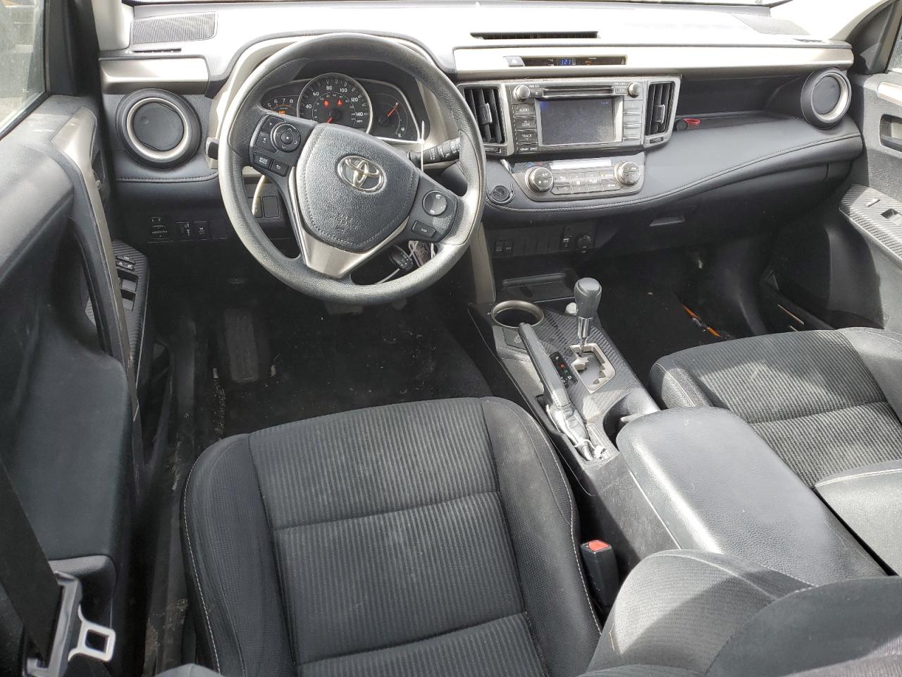 2013 Toyota RAV 4 - Image 8
