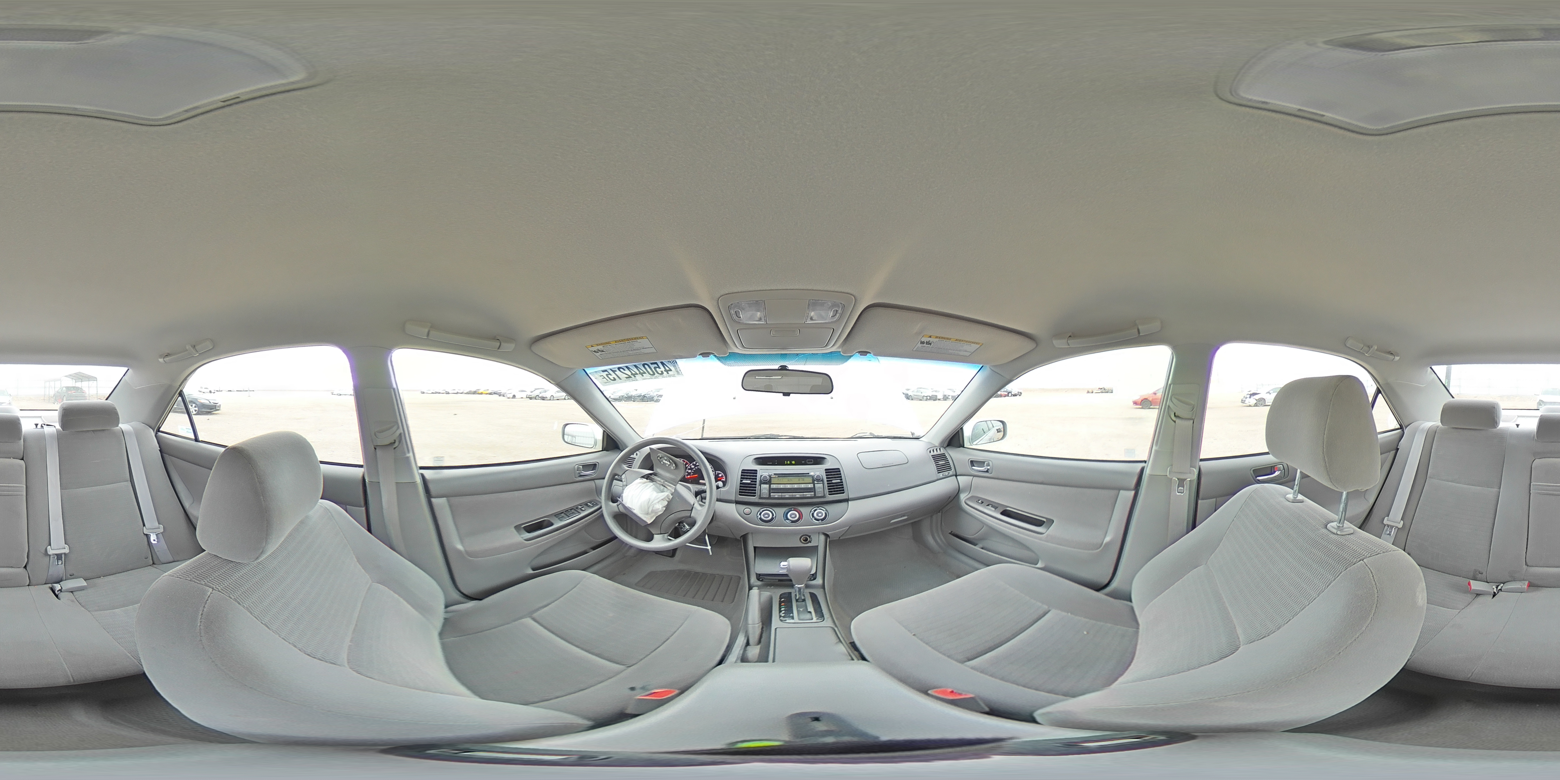 2005 Toyota Camry - Image 12