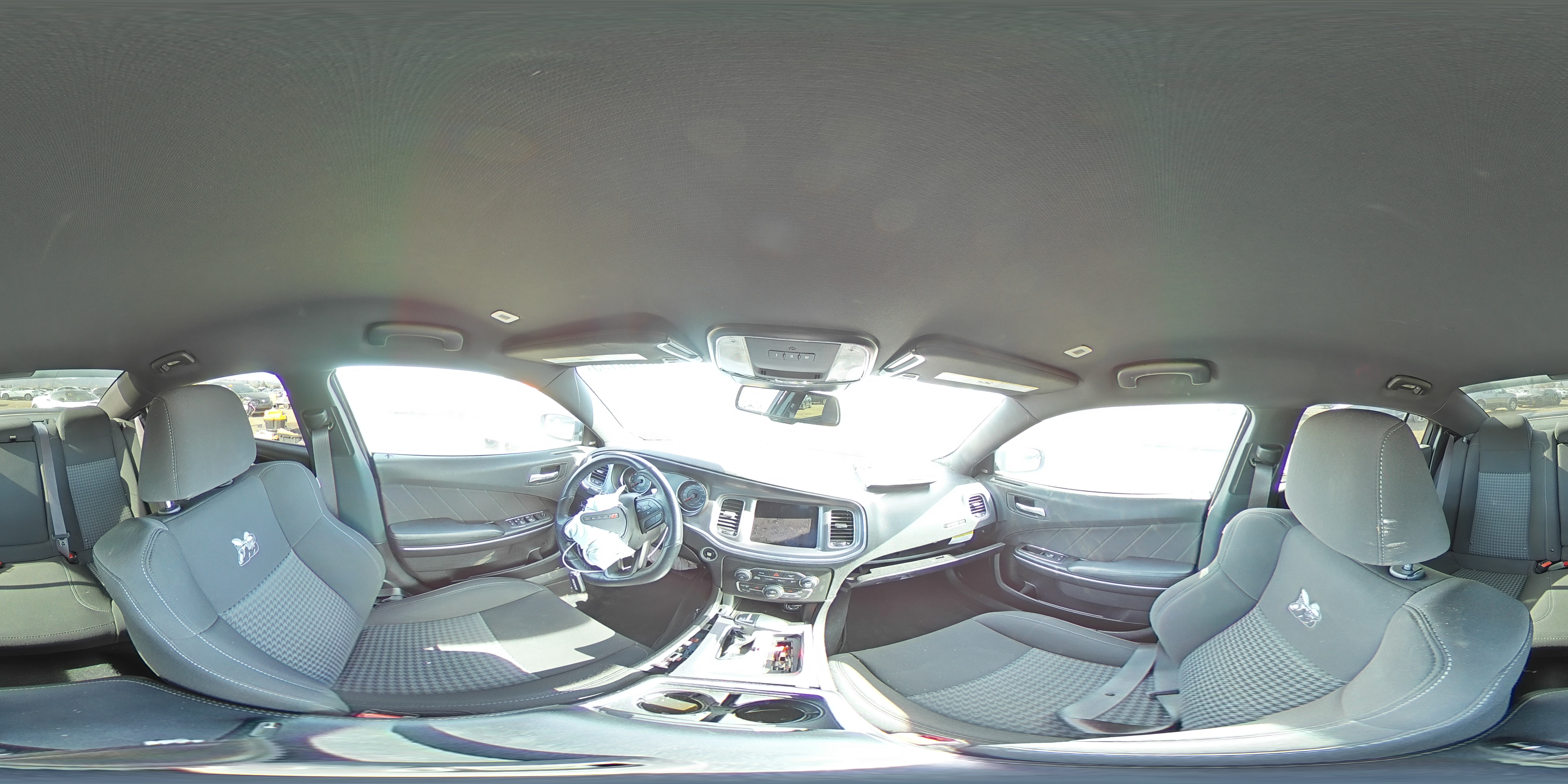 2021 Dodge Charger - Image 13