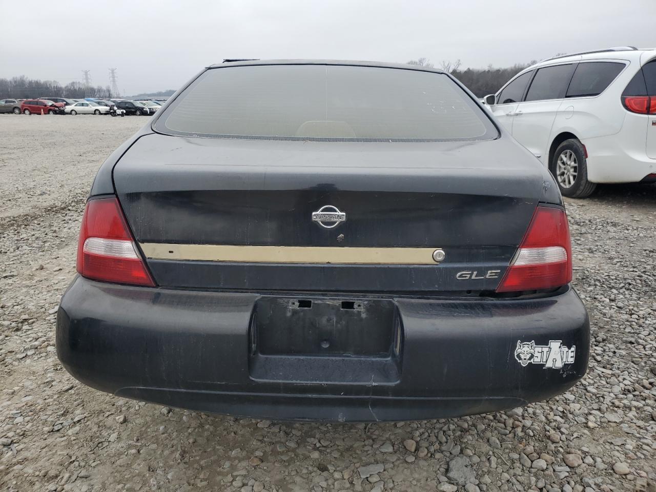 2000 Nissan Altima - Image 6