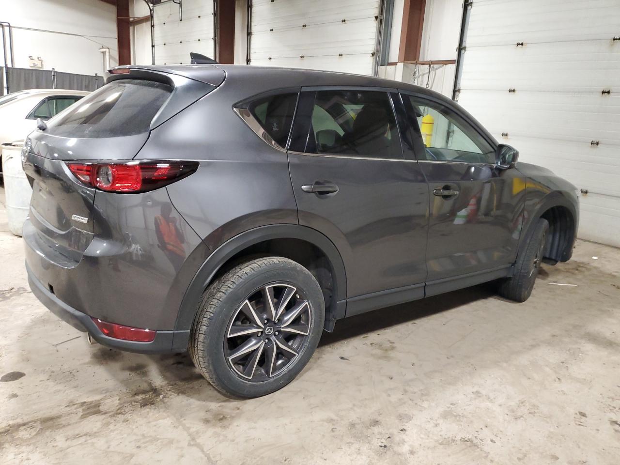 2018 Mazda CX-5 - Image 3