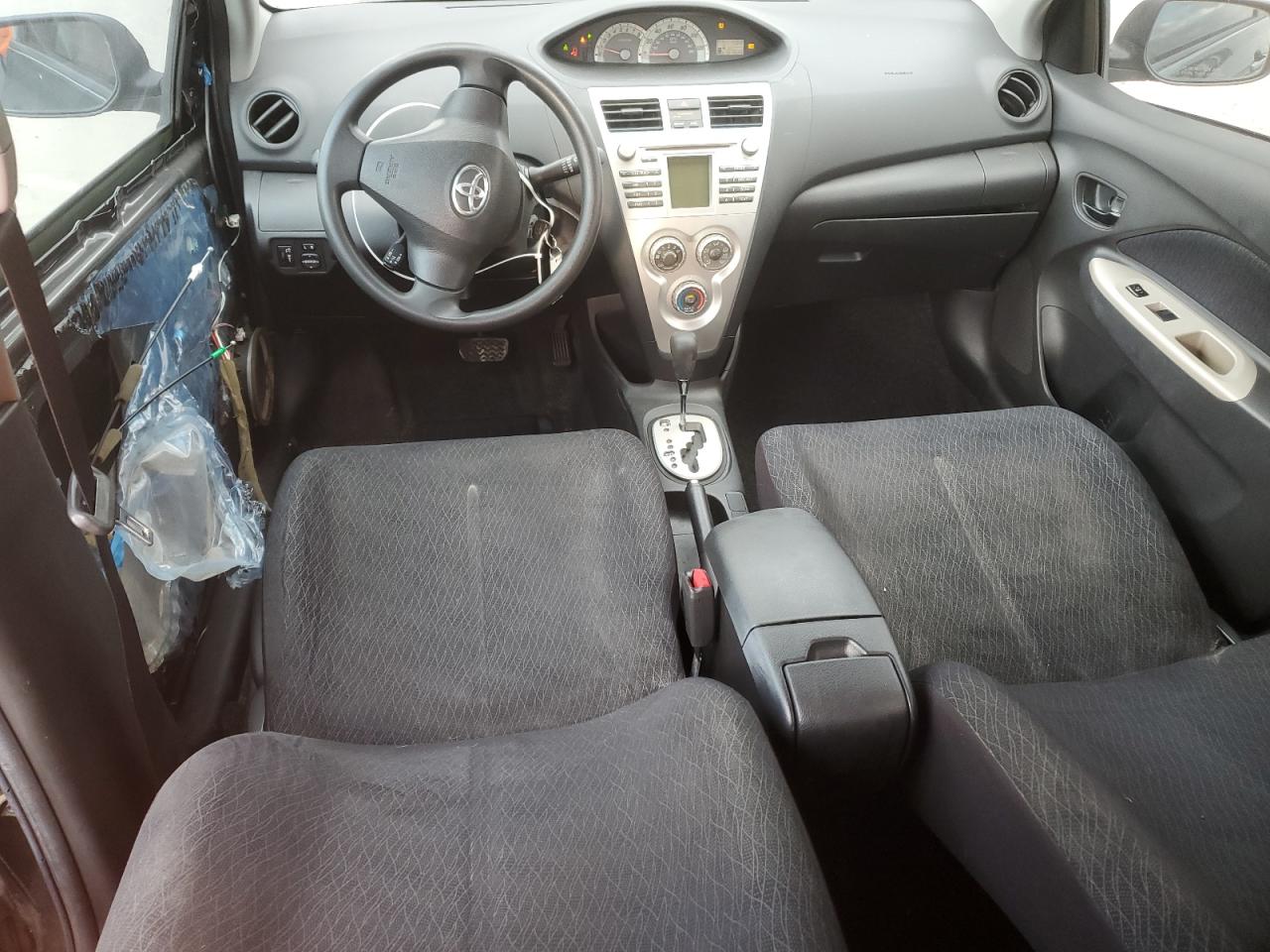 2008 Toyota Yaris - Image 8