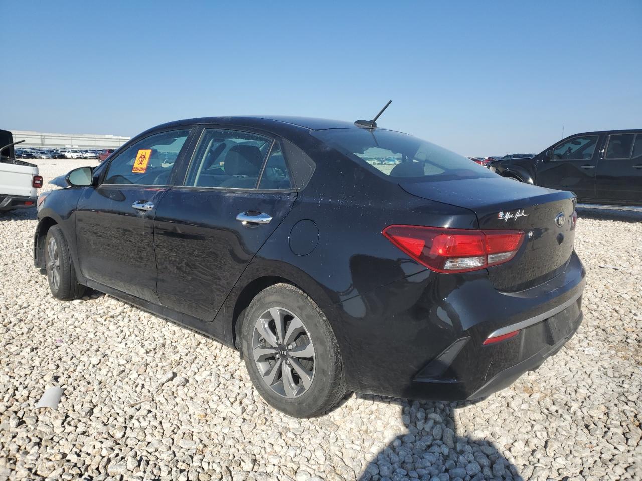 2021 Kia Rio - Image 2