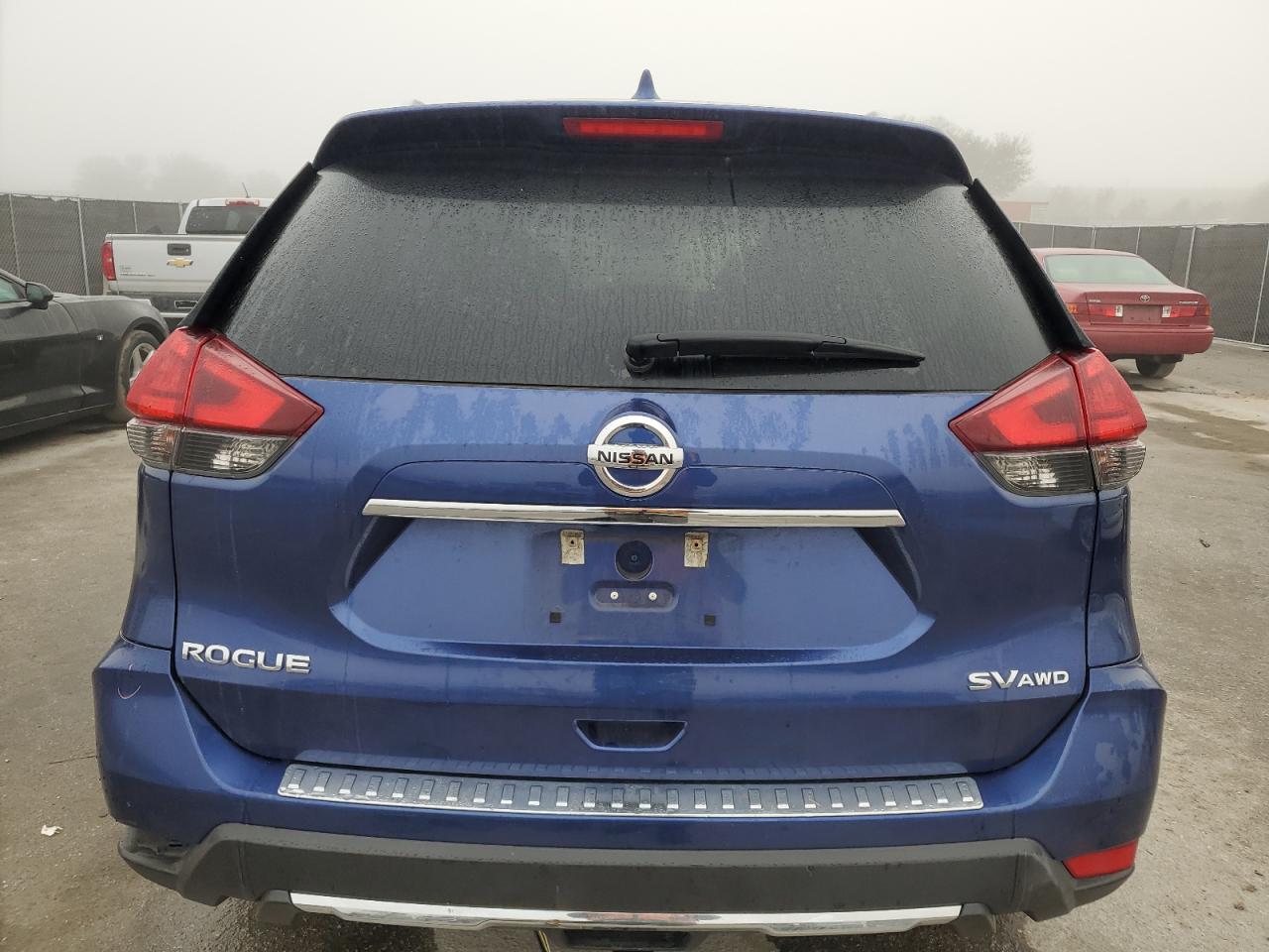2017 Nissan Rogue - Image 6
