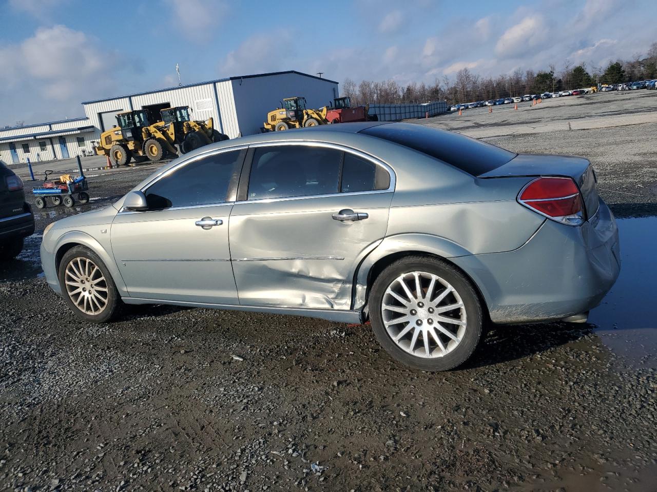 2007 Saturn Aura - Image 2