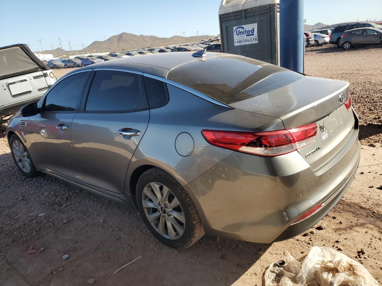 2018 Kia Optima - Image 2