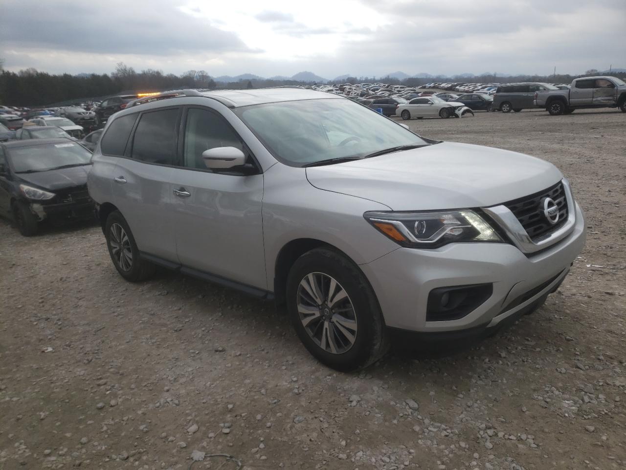 2020 Nissan Pathfinder - Image 4