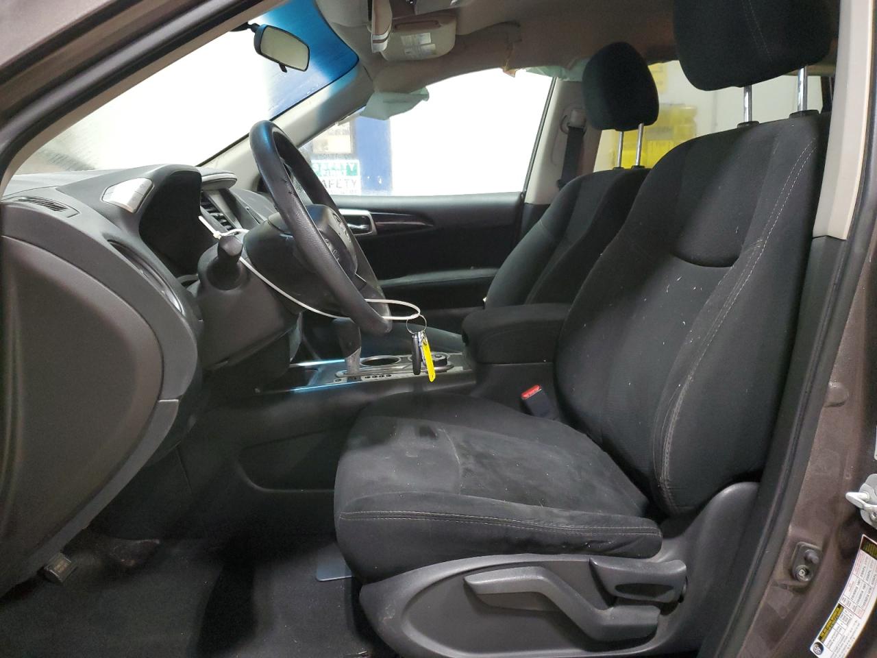 2015 Nissan Pathfinder - Image 7