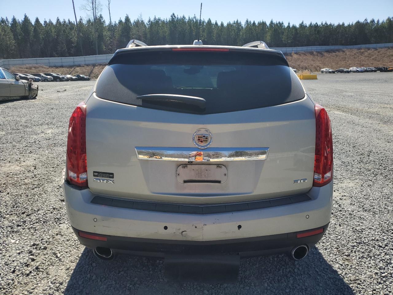 2015 Cadillac SRX - Image 6